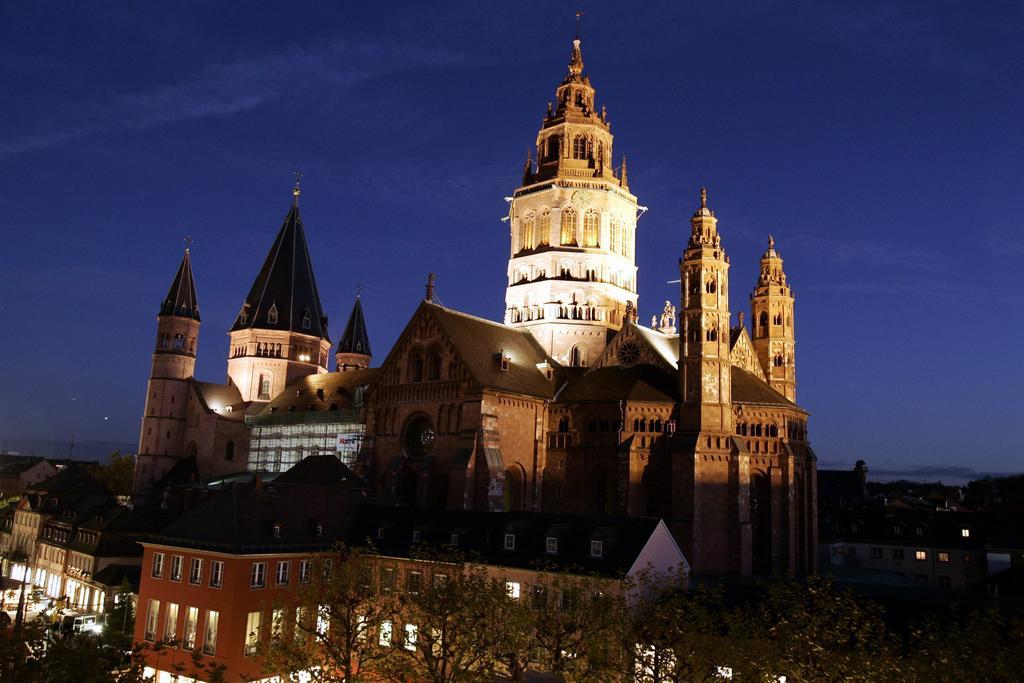 City-Hotel Neubrunnenhof Mainz Bagian luar foto